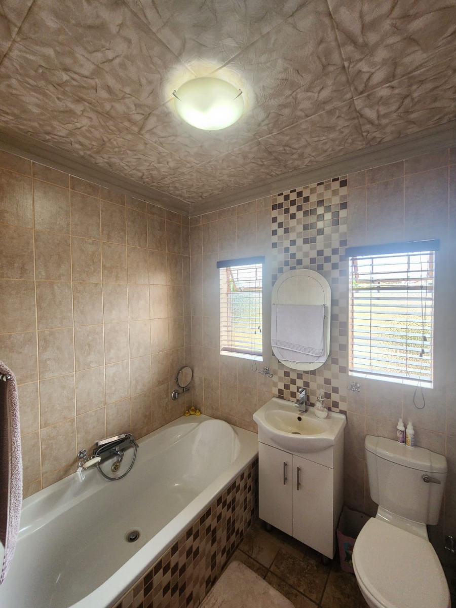 3 Bedroom Property for Sale in Kathu Northern Cape